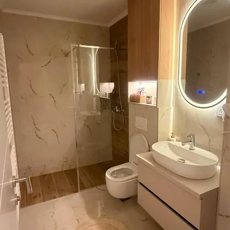 Santa Barbara 3 *